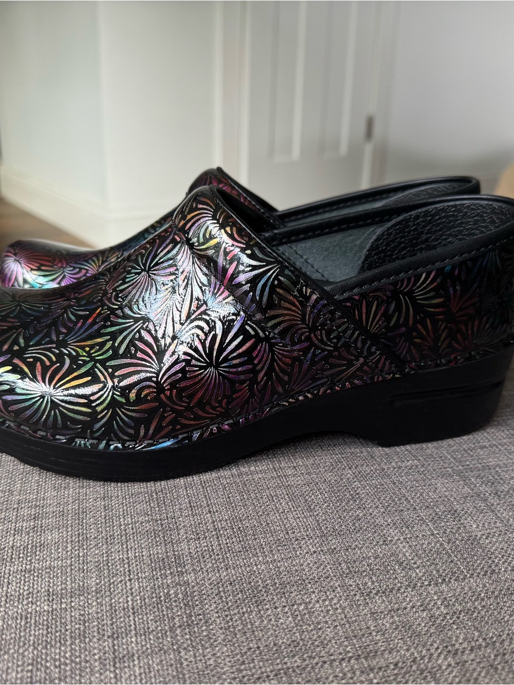 Dansko Clog Shoes Womens EU 39 8.5 Black Patent Leather Metallic Firework Nurse - Picture 5 of 6